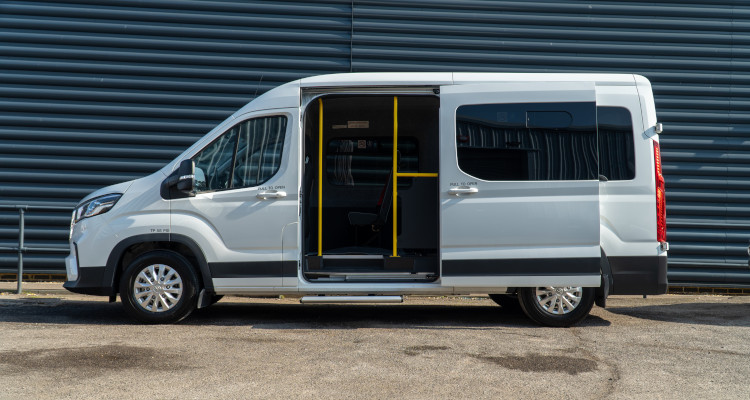 Who Can Drive a Minibus? A Complete Guide