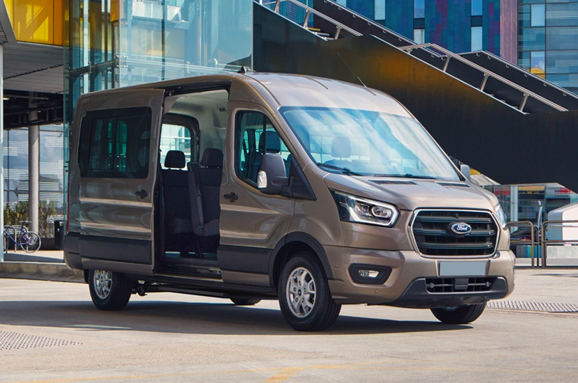 Ford Transit 350 Minibus 1