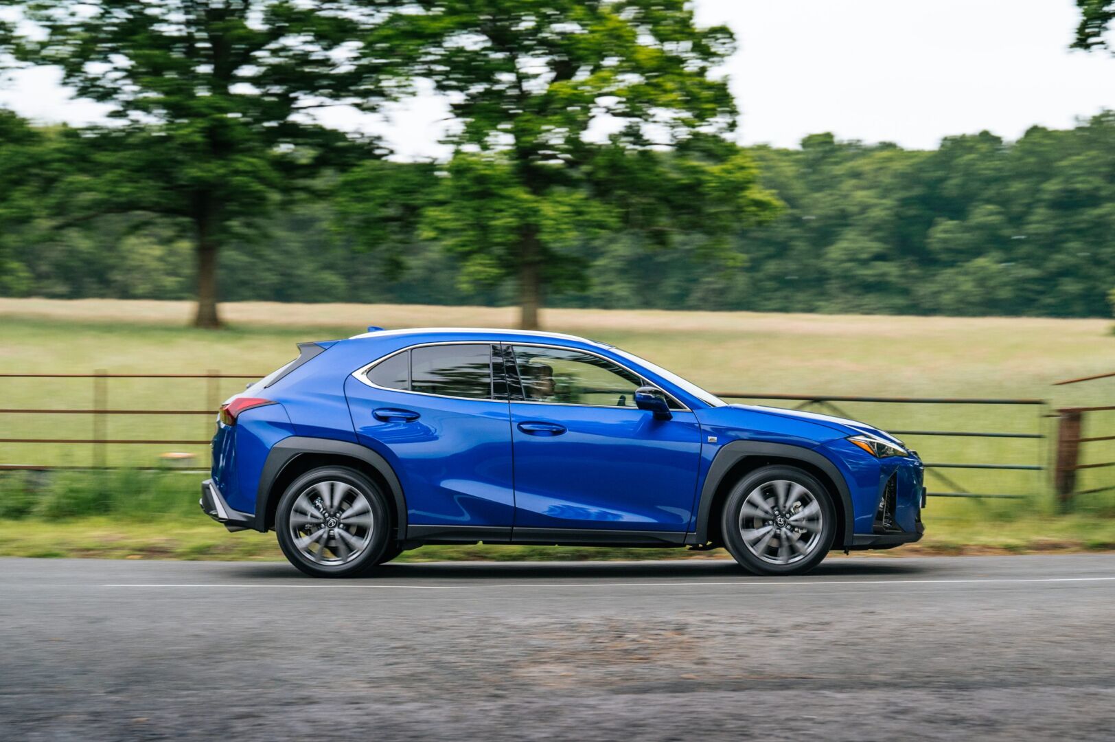 Lexus UX 300h (2026) leasing: trims, prices and what’s new