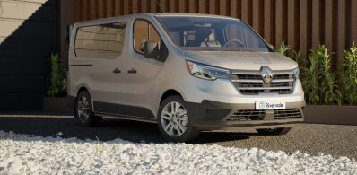 Renault Trafic  8-9 seat minibus