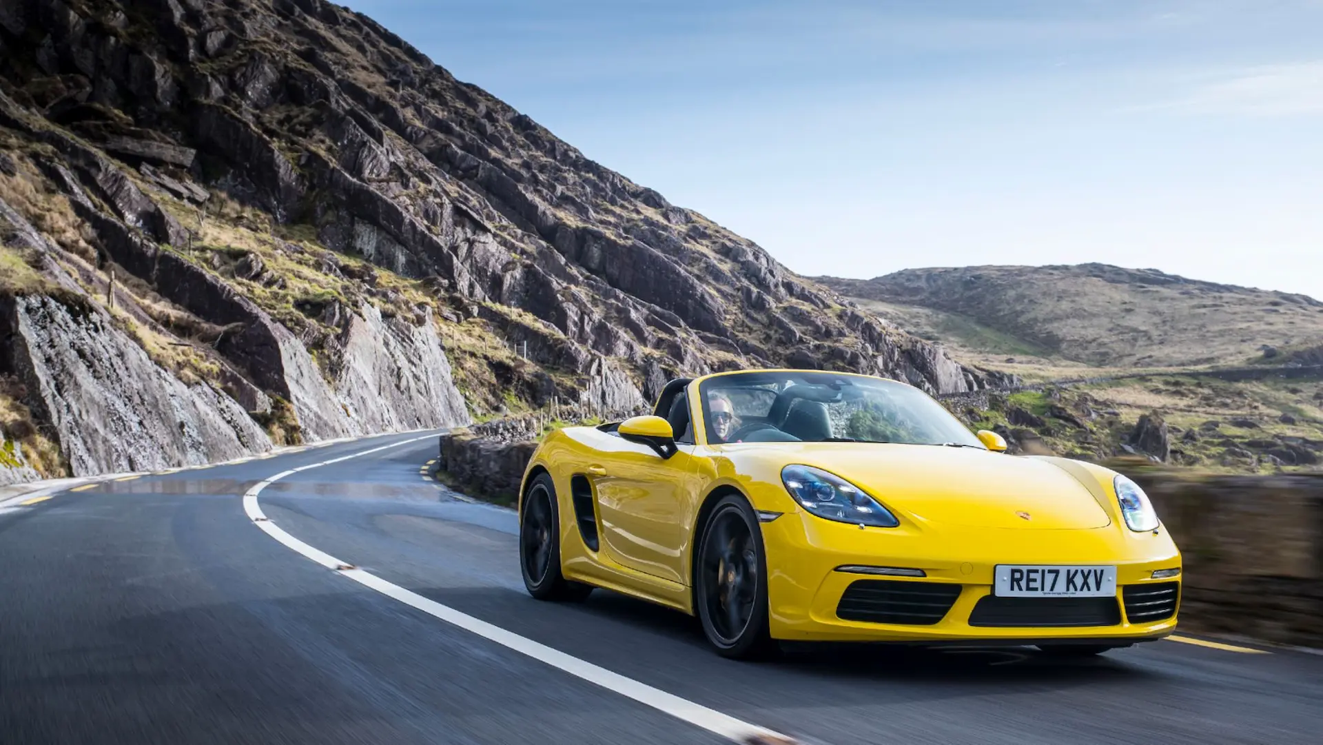 Porsche Boxster 718 EV