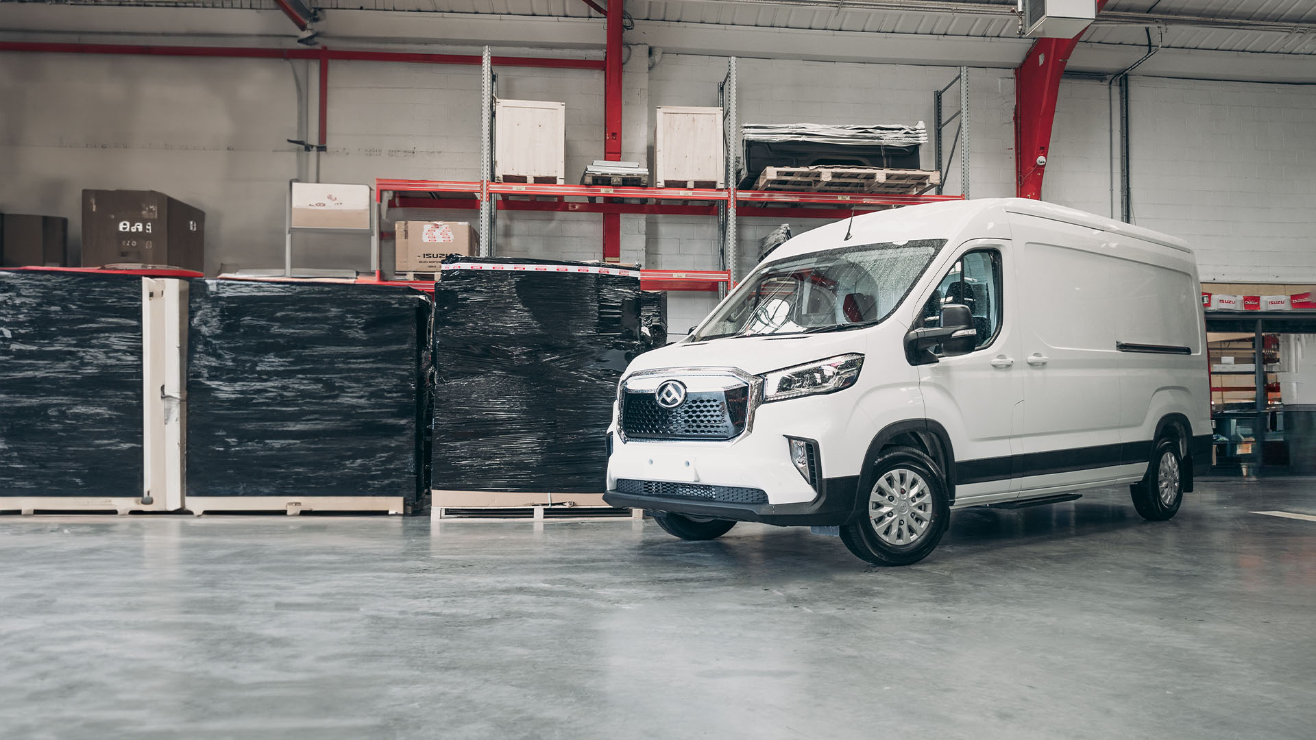 MAXUS Deliver 9 vs Ford Transit vs Mercedes Sprinter Comparison